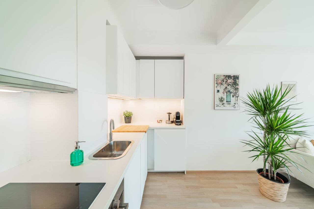 Zentrale 50M² Suite 10 Gehminuten Vom Hauptbahnhof Vienna Esterno foto